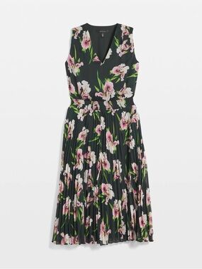White House Black Market Green Floral Pleated V-Neck Midi Dress